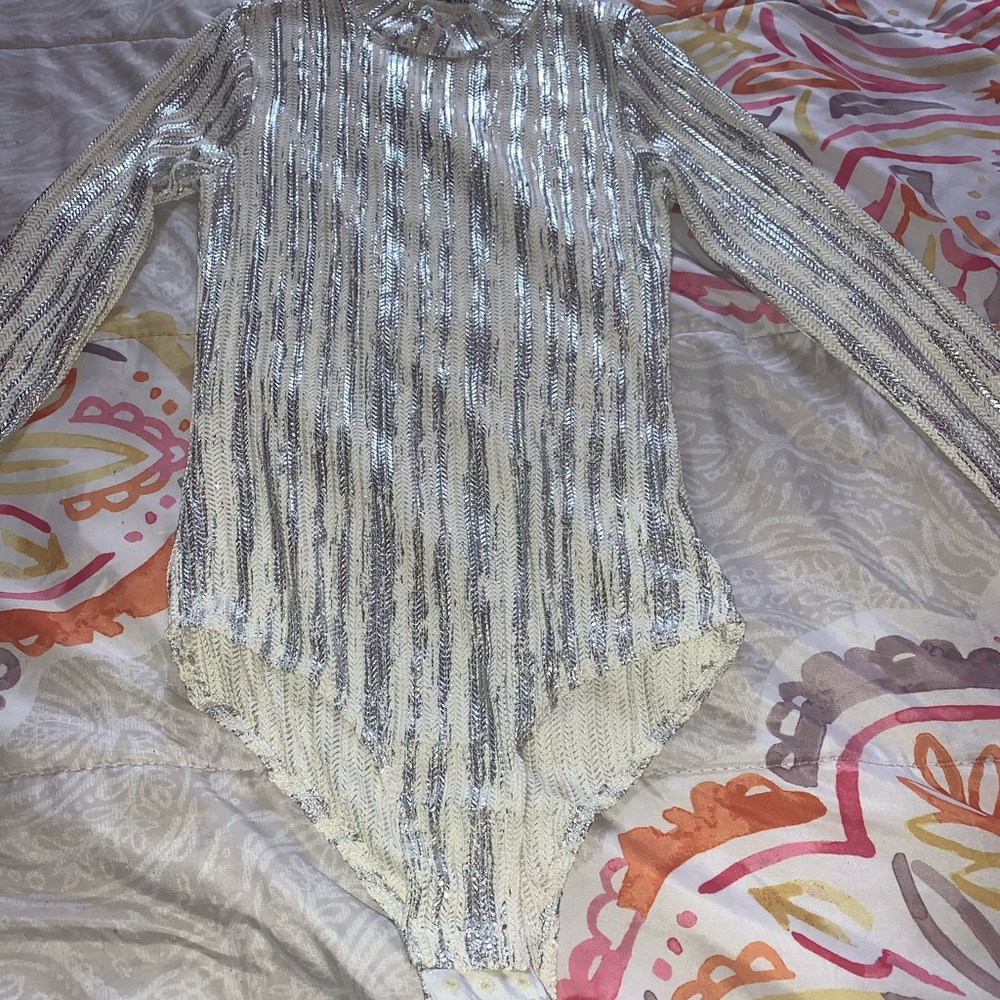 Sparkle TOP - Picture 3 of 3